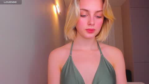 your pretty Ashley online show from 12/02/24, 05:37