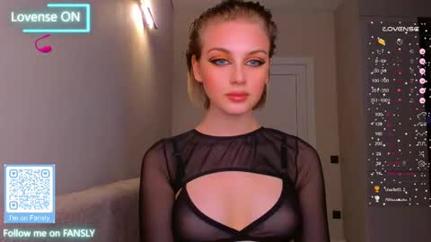 your pretty Ashley online show from 02/21/25, 07:10