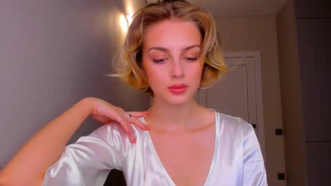 your pretty Ashley online show from 02/22/25, 06:08