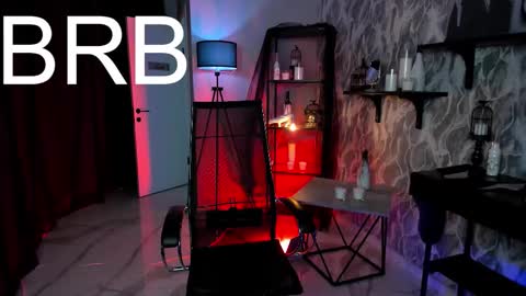 Snapshot of asheluck chatting on 10/19/25, 10:10 AshleyAshe online show from 10/19/25, 10:10