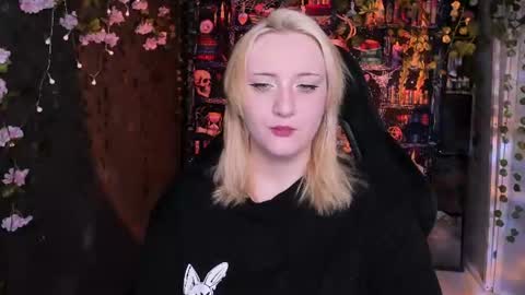 AshleyAshe  online show from 06/30/26, 07:42