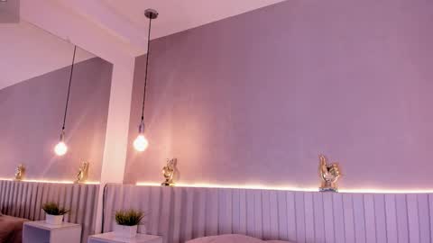 Snapshot of ashely_rous chatting on 11/13/25, 07:35 I am Ashley online show from 11/13/25, 07:35