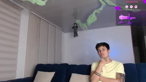 Ashley And Ryan  online show from 10/04/25, 11:58