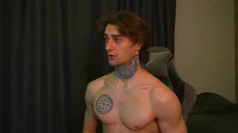 Snapshot of asher_88 chatting on 11/20/25, 11:43 Jerk Machine online show from 11/20/25, 11:43