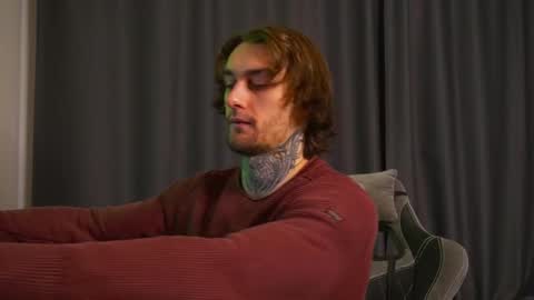 Snapshot of asher_88 chatting on 11/30/25, 11:58 Jerk Machine online show from 11/30/25, 11:58