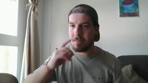 Snapshot of ashiat chatting on 02/17/25, 11:13 ashiat online show from 02/17/25, 11:13