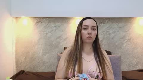 Asley Bennet online show from 11/25/25, 04:12