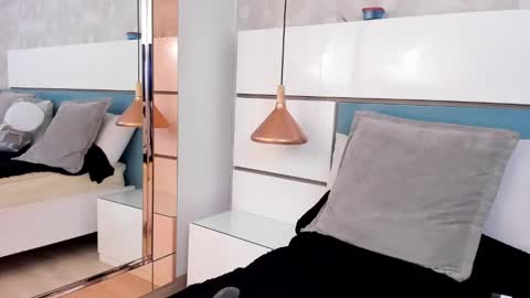 Ashkoreh online show from 10/17/25, 08:22