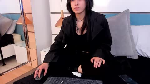 Ashkoreh online show from 11/08/25, 10:30