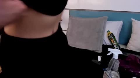 Ashkoreh online show from 11/23/25, 07:13