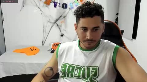 ashlan_king online show from 10/27/25, 02:48