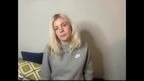Snapshot of ashleebby818 chatting on 01/12/26, 03:45 Ashlee online show from 01/12/26, 03:45