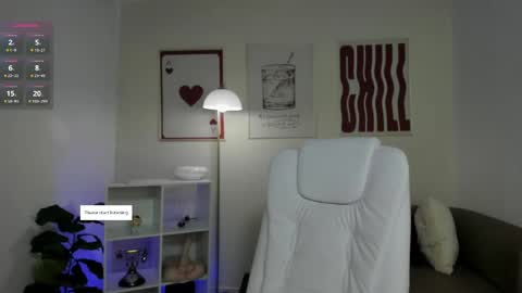 Snapshot of ashleeydiamonds chatting on 05/19/26, 12:22 online show from 05/19/26, 12:22
