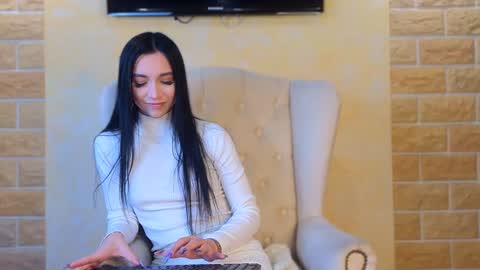 veronika online show from 12/08/24, 09:24