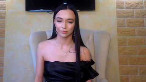 veronika online show from 12/12/24, 12:22