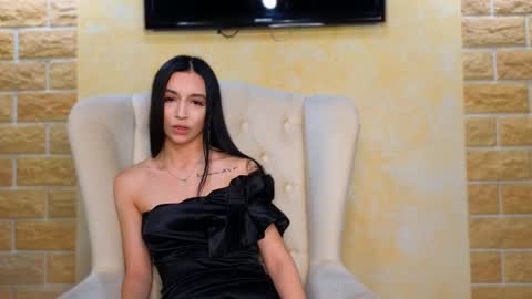 veronika online show from 12/14/24, 09:18