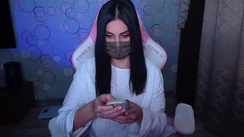 Snapshot of ashley__cooper__ chatting on 09/18/25, 03:08 Yasmina online show from 09/18/25, 03:08