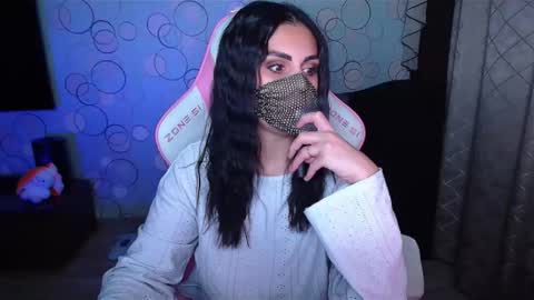 Snapshot of ashley__cooper__ chatting on 10/01/25, 05:24 Yasmina online show from 10/01/25, 05:24