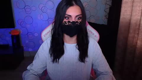 Snapshot of ashley__cooper__ chatting on 10/14/25, 04:02 Yasmina online show from 10/14/25, 04:02