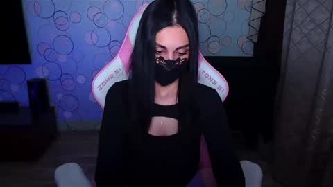 Snapshot of ashley__cooper__ chatting on 11/24/25, 03:39 Yasmina online show from 11/24/25, 03:39