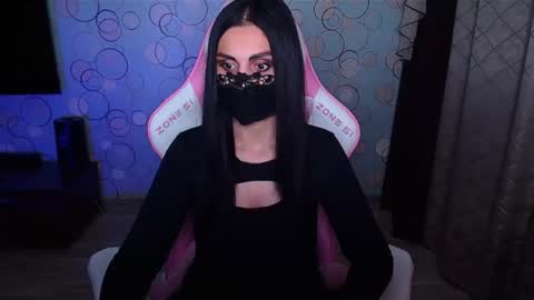 Snapshot of ashley__cooper__ chatting on 11/25/25, 07:52 Yasmina online show from 11/25/25, 07:52