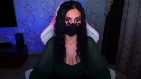 Snapshot of ashley__cooper__ chatting on 12/05/25, 03:26 Yasmina online show from 12/05/25, 03:26