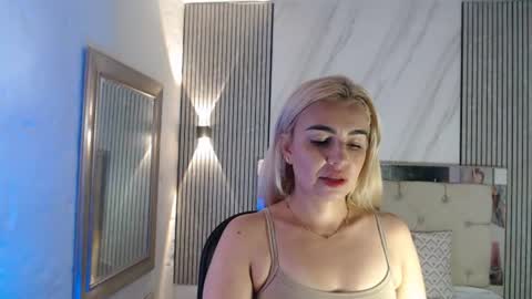 ashley__tylor online show from 06/10/26, 07:02