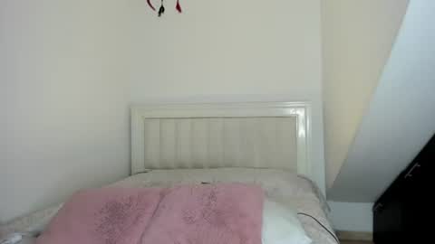ashley_blair online show from 06/17/26, 06:42