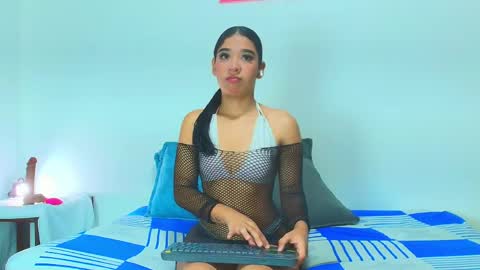 Ashley Blazze  online show from 06/08/26, 11:32