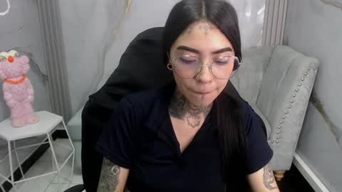 ashley_blum_v online show from 10/24/25, 01:29