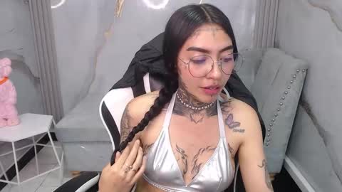 ashley_blum_v online show from 10/31/25, 01:17