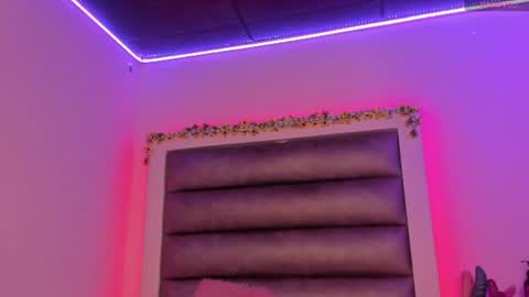 ashley_js online show from 06/11/26, 06:11