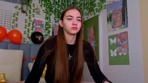 Snapshot of ashley_tempt chatting on 10/23/25, 04:23 Ashle online show from 10/23/25, 04:23