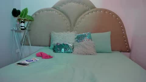 Snapshot of ashley_winterss chatting on 06/02/26, 01:13 ASHLEY online show from 06/02/26, 01:13