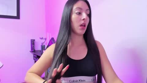 Snapshot of ashleybazan1 chatting on 12/03/25, 12:36 Ashley online show from 12/03/25, 12:36