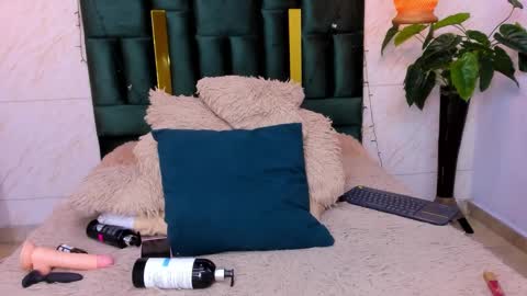 CAMILA online show from 01/01/25, 10:03