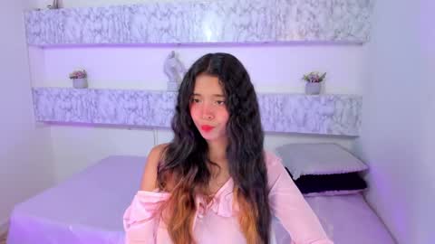 ashleycooper online show from 02/19/25, 01:29