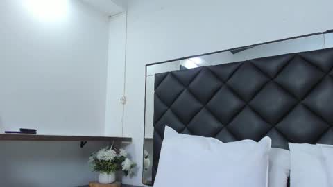 Snapshot of ashleyhiil2 chatting on 10/06/25, 03:59 AshleyHill online show from 10/06/25, 03:59