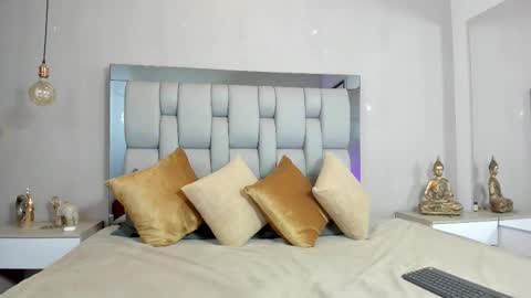 Snapshot of ashleyhiil2 chatting on 11/18/25, 01:55 AshleyHill online show from 11/18/25, 01:55