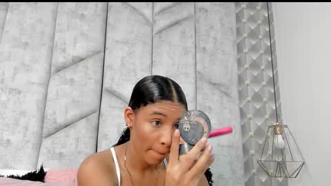 Snapshot of ashleyhiil2 chatting on 12/14/25, 04:40 AshleyHill online show from 12/14/25, 04:40