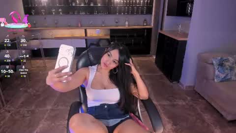 Ashley Jhonson  online show from 07/07/26, 01:37