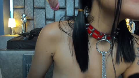 Snapshot of ashleyjonnees chatting on 01/28/25, 05:35 ASHLEY My schedule 600 - 1400 GMT -5 online show from 01/28/25, 05:35