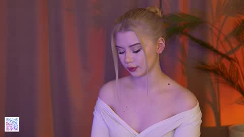 AshleyNiko online show from 11/24/25, 04:51