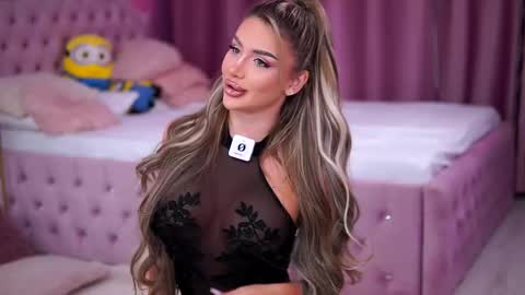 Ashley online show from 10/14/25, 04:30