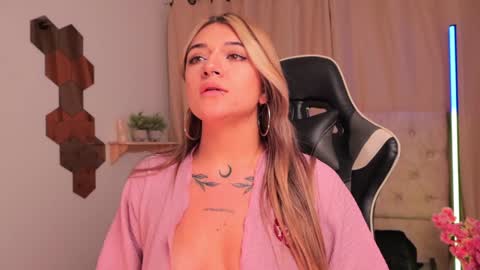 Ashley Lauren online show from 12/05/24, 10:01