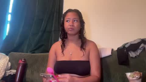 Snapshot of ashleyyylove chatting on 06/16/26, 12:35 Ashley Love online show from 06/16/26, 12:35