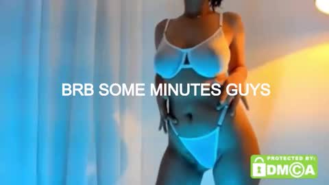 ashllovee online show from 10/03/25, 12:02