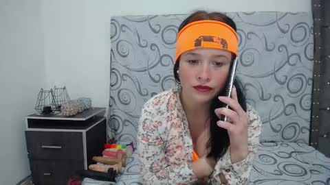 Snapshot of ashly_93 chatting on 01/19/25, 11:45 engel online show from 01/19/25, 11:45