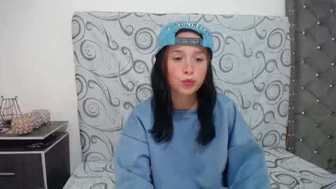 Snapshot of ashly_93 chatting on 01/26/25, 09:29 engel online show from 01/26/25, 09:29