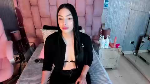 Ashly online show from 07/28/26, 11:39